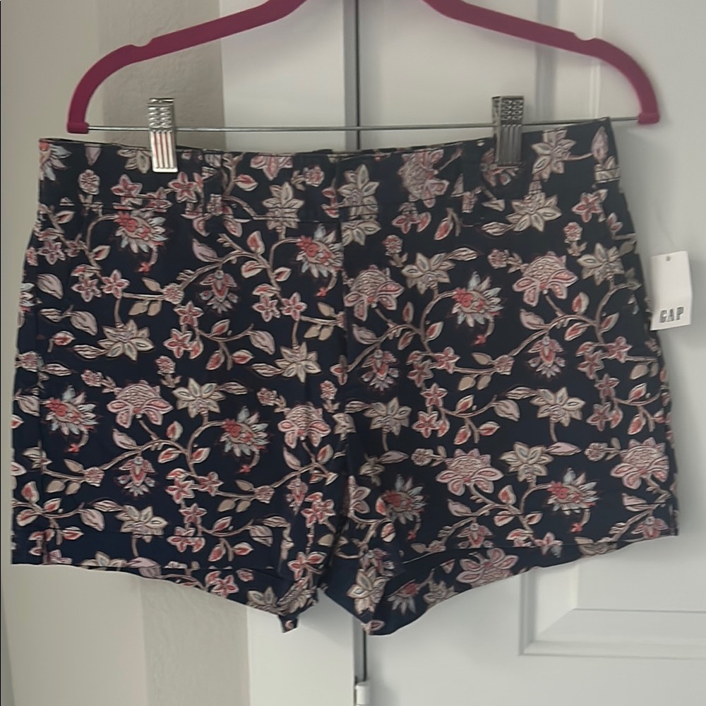 GAP Blue and Pink Bermuda Shorts Floral Pattern